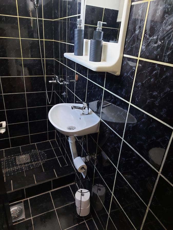 Appartement Kuca Na Dan à Šid Extérieur photo